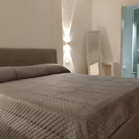 La Corte Guest House Bari Exterior foto