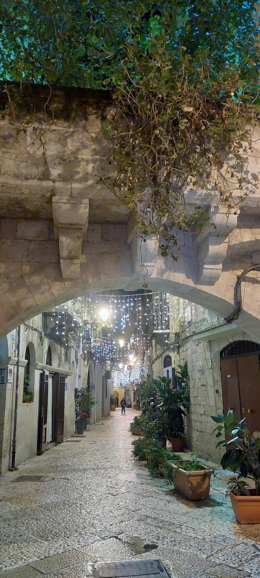 La Corte Guest House Bari Exterior foto